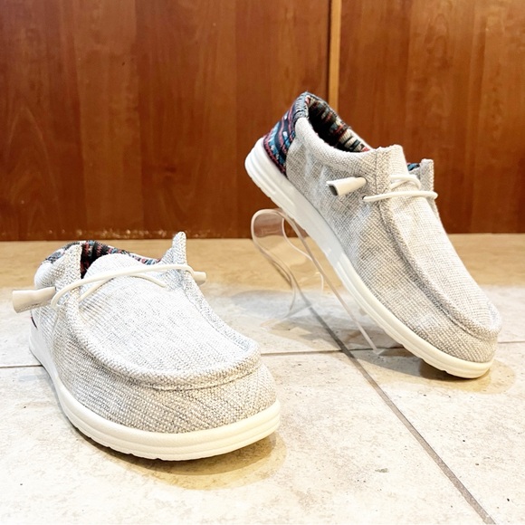 Day Five Bennett Memory Foam Gray Slip On Sneakers Shoes - Picture 1 of 7